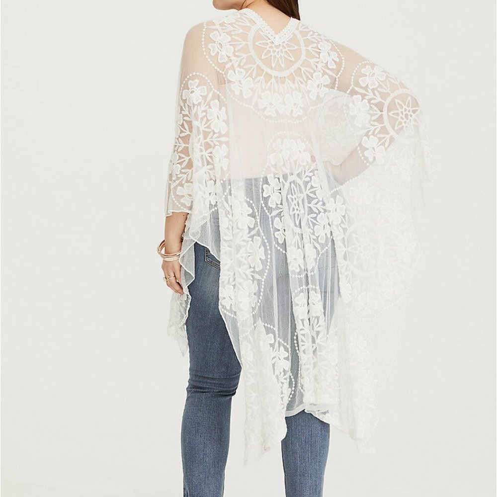 Torrid Floral Mesh Ruana Off White Women's Plus Si - Picture 9 of 9
